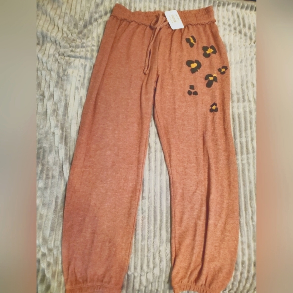 ⛔️SOLD⛔️Brand New NWT Anthropologie Animal Print Jogger Sweatpants Size Large
